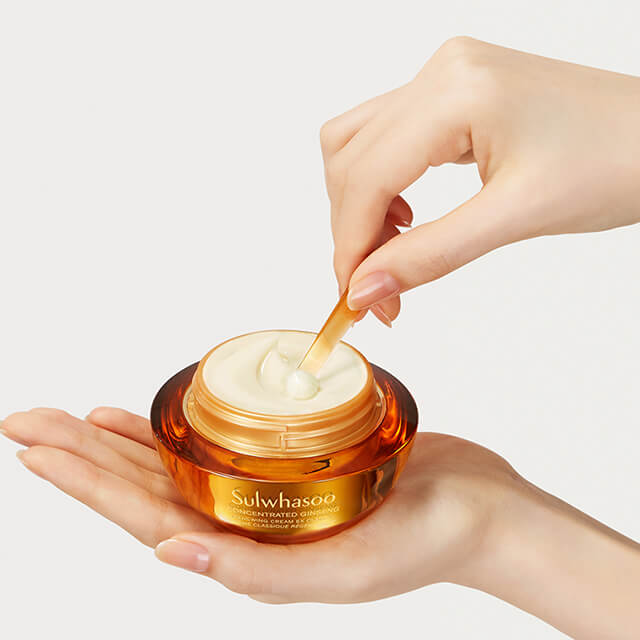 Sulwhasoo Concentrated Ginseng Renewing Cream Ex สูตร Light ผิวผสม-ผิวมัน สูตรใหม่ ครีมลดเลือนริ้วรอย ผิวแน่นกระชับ แข็งแรง อย่างเห็นได้ชัด 