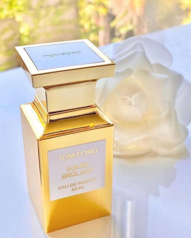 Soliel Brulant EDP 4 ml น้ำหอมโทน Floral Amber กลิ่นหอมหรูหรา เหมาะกับการฉีดไปงานที่สำคัญและทา